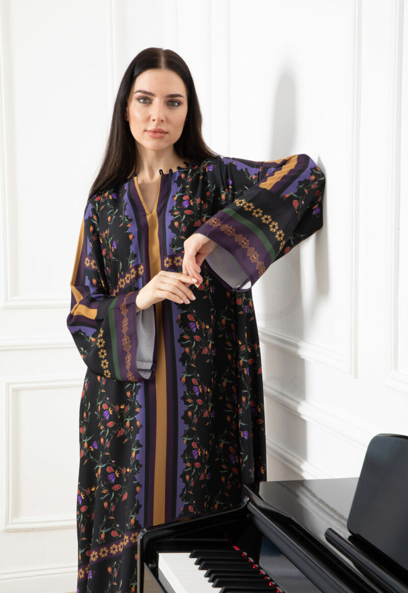 Elegant Embroidered Kaftan in Black-Purple, Beige-Gold and White-Mint Pattern - Image 4