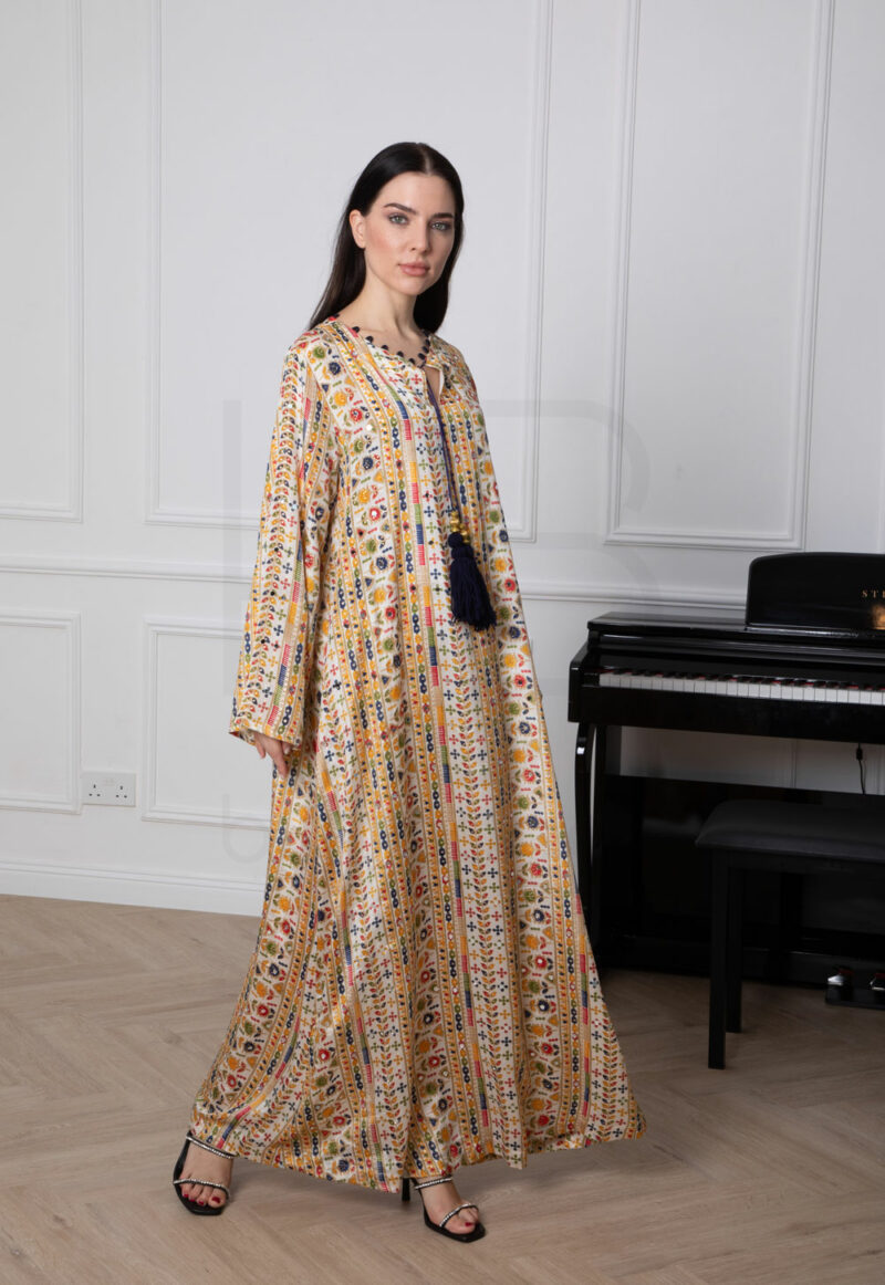 Elegant Embroidered Kaftan in Black-Purple, Beige-Gold and White-Mint Pattern - Image 8