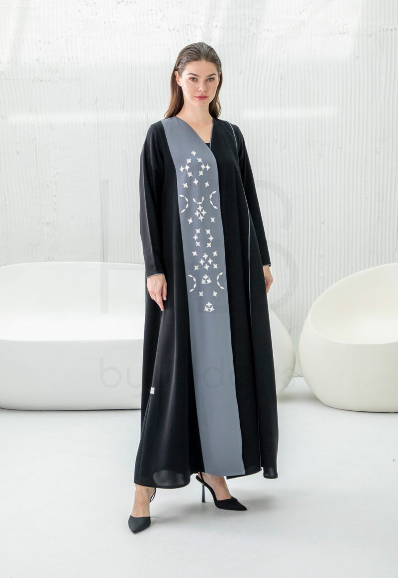 Black & Grey Abaya with Embroidered Geometric Panel - Image 3